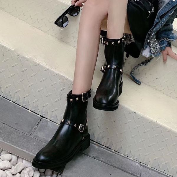 

2019 woman brand boots real leather pointed flat shoes ankle boots martin boots fashion boot eu:35-41 with box dhl hl2504, Black;grey