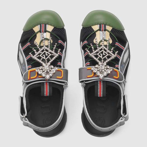 

the new 2019 fashion casual sandal outfitter with diamond-encrusted sandals is designed for women with a size 35-40 strap box r57, Black