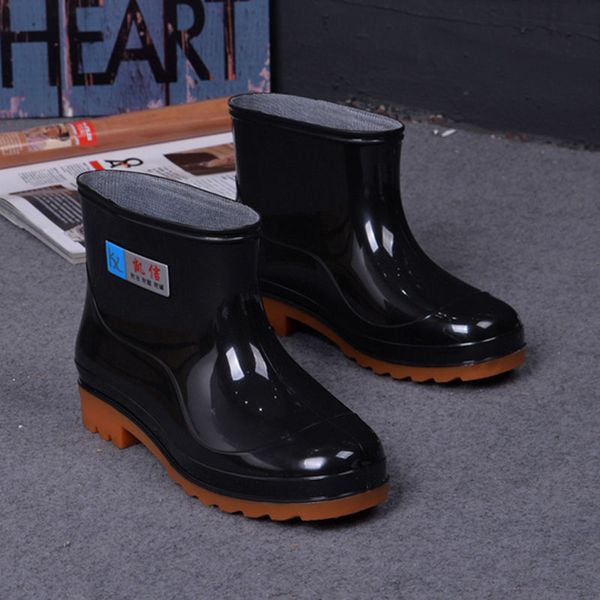 Heißer Verkauf-Gummi-Stiefel 2017 wasserdicht Trendy-Gelee Mann Knöchel-Regen-Stiefel-elastische Band Feste Farbe Regenschuhe Bauarbeiter Schuhe