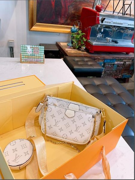 

2020 popular ladies new classic white leather ladies handbag shoulder bag ladies messenger bag chain bag