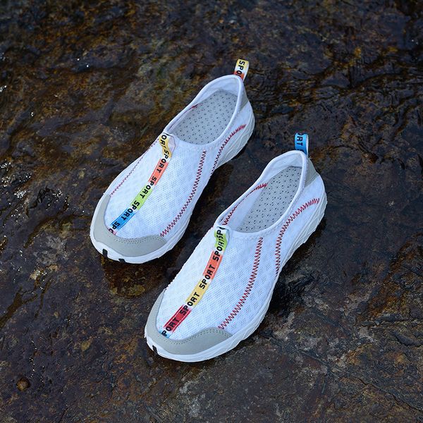 

non-slip water shoes sneakers women surfing man shoes new mens sneakers flat water 2020 summer swimming sbort men