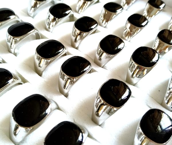 36 pçs homens mulheres anel de liga de prata com esmalte preto claro atacado strass pedra charme anel unissex jóias exclusivas tamanho novo misturado