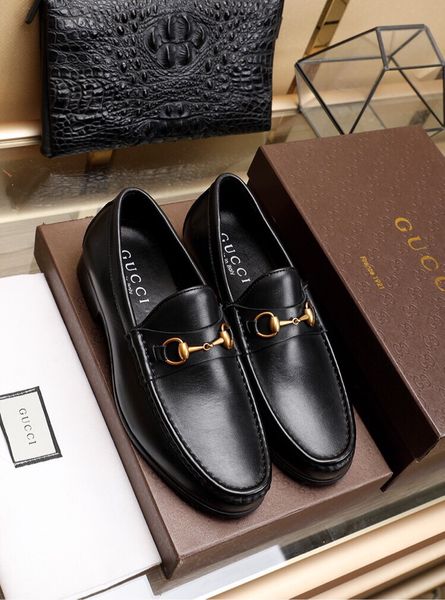 

18ss designers pointed toe mens dress shoes genuine leather wedding shoes floral print men flats office wedding party formal shoes, Black