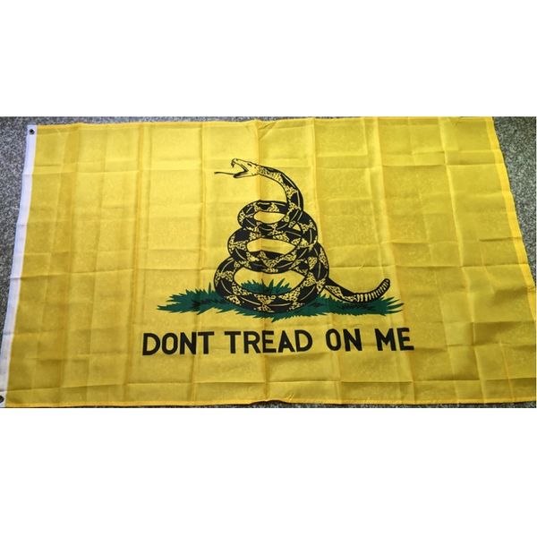 3x5 футов Дешевого Gadsden Flag Rattle Snake Dont Tread On Me Флаг Исторический американский Баннер с двумя втулками, свободная перевозка груз