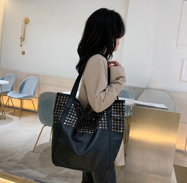 

designer women oversize handbag luxury rivet casual tote bag pu lady large capacity shoulder bags travel handbag/8