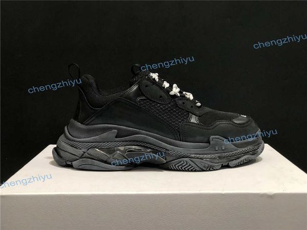 

new 2019 fashion paris 17fw triple-s sneaker triple s casual dad shoes for men's women green ceahp sports designer shoe size 36-45, Black