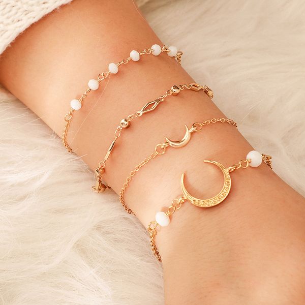 

2019 bohemian new jewelry fashion popular alloy chain rice beads horns crescent 4 layer bracelet bracelet, Black
