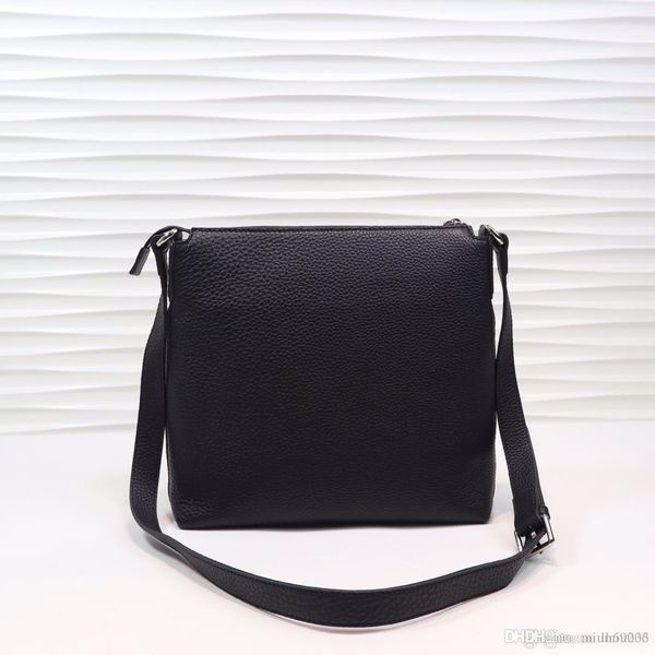 

322059 2020 designers men messenger bags shoulder belt bag totes portfolio briefcases duffle luggage luxury bags