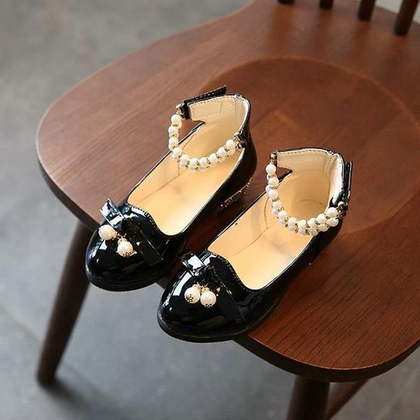 

new girls soft shoes children' fashion 2018 autumn korean flat shoes children' shallow mouth pearl princess, Black;grey