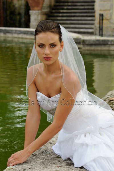 

new elegant white ivory champagne red black purple pink wedding veils one-layer popular hip length rhinestone edge bridal veils