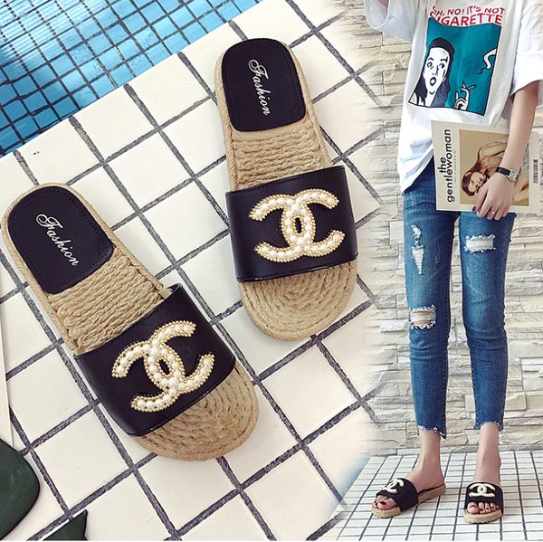 

Hot Designer- Flops women sandals Leather Women Flats shoes Summer Slippers Ladies Sandals Leisure Shoes