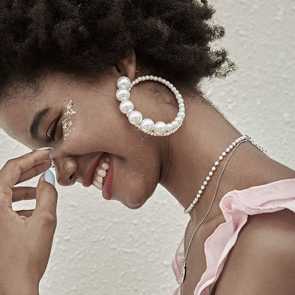 

jouval trendy asymmetric pearl hoop earrings for women girls hoops big small round earring female wedding fashion jewelry brinco, Golden;silver