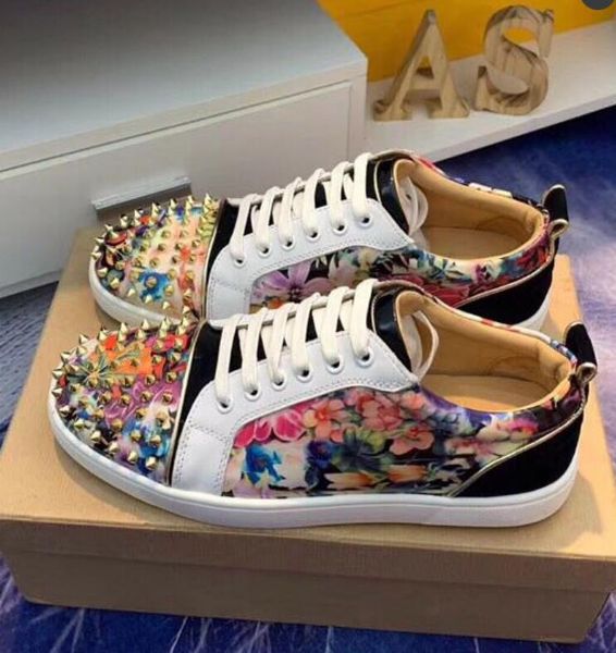 

luxurys low red bottom graffiti leather toe spikes sneakers shoes studs fashion red soles men's dress party designer walking with box, Black