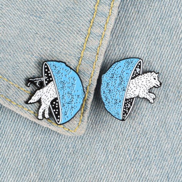 

planet jumping wolf enamel pin sirius brooches backpack clothes lapel pin universe badge space jewelry gift kids friend, Gray