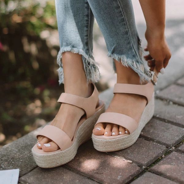 

2020 summer new wedge flat student female fashion rattan waterproof sandals, Black