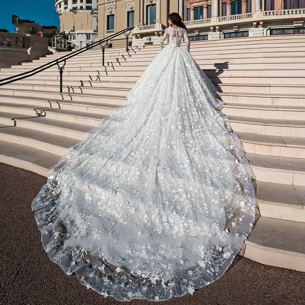 2020 Splendidi abiti da sposa A-line con 1 m di treno Vestido De Noiva Princesa Perle Fiori di pizzo Abiti da sposa principessa a maniche lunghe