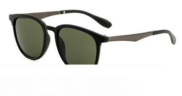 

лео еловек меалл олнезаине оки велопоѬ езда оки вождени олнезаи White;black