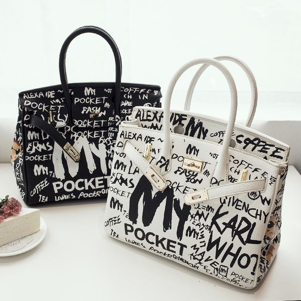 

2020 fishion женщина из натуральной кожи 30cm замок личите руку draw letters printed мешок плеча покрашены искусства сумки сумки