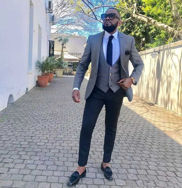 

2020 new arrival one button groomsmen notch lapel groom tuxedos men suits wedding prom man blazer ( jacket+pants+vest+tie, White;black