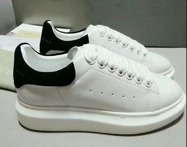 

2018 luxury designer men black casual shoes women sneakers casual leather shoes men women extremely durable stability sneakers d09