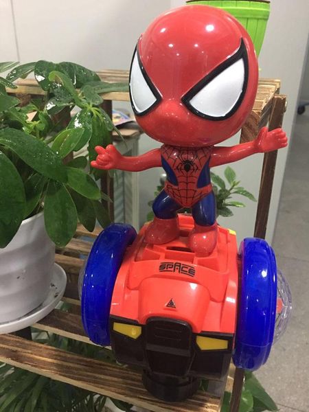 

новый 2019 мститель человек-паук баланс электрический игрушечный автомобиль детский электромобиль музыка танец железный человек игрушка car1