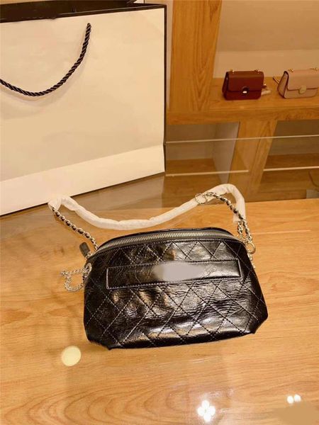 

2019 brand fashion designer woman bags classic casual waist bag elegant understated multifunctional package chest bag