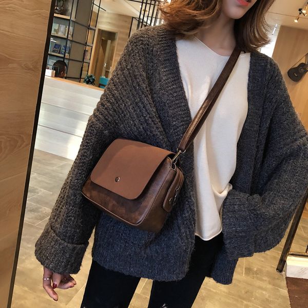 

simple net red small square bag, multi compartment, single shoulder and slant span women's bag
