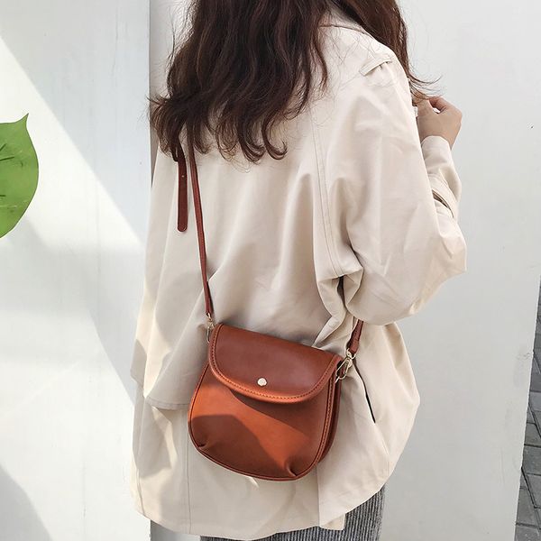 

2020 korean shoulder bag literary shoulder bag spring and autumn leisure wild flip female