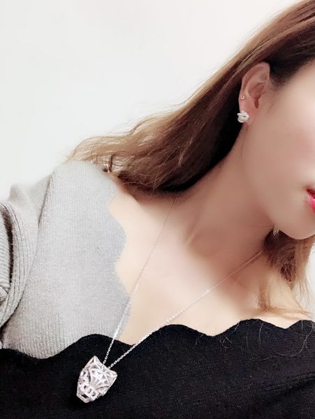 

designer earrings 925 sterling silver leopard earrings show women's unique charm highlight fashion exquisite gifts for women