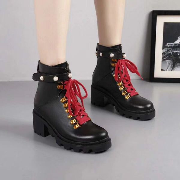 

Botas hqcpiecollection