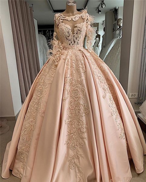 

vintage champagne long sleeves ball gown wedding dresses luxury saudi arabic dubai lace appliqued plus size bridal gown with feathers, White