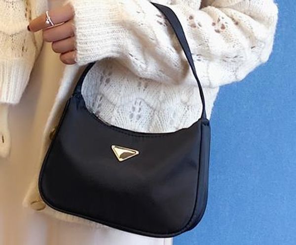 

дизайнерская маленькая сумка женская 2020 новая модная сумка простая роскошная одно плечо дикая повседневная сумка-мессенджер лучшие продажи