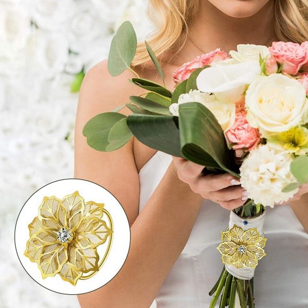 

24 pieces napkin rings set hollow out flower napkin ring holders alloy leaf napkin rings for wedding holiday party dinner decor