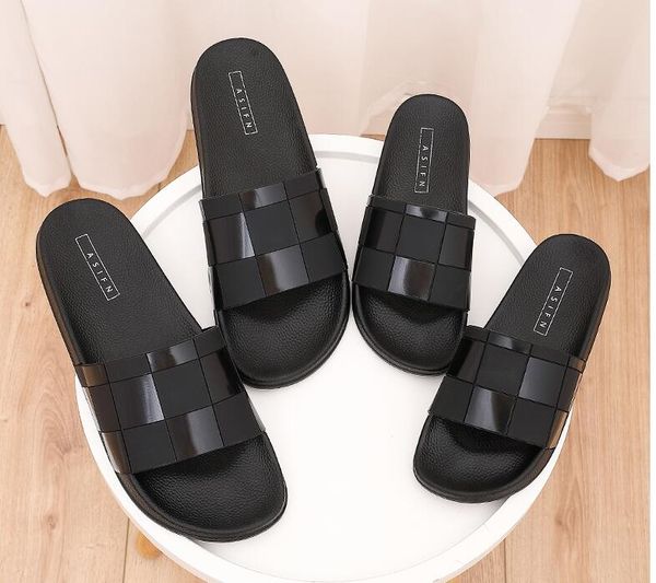 

2019 15 indoor trendy black lightweight men shoes solid color men big size classic slipper cs10
