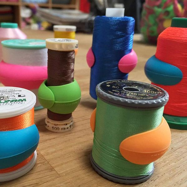 

8/16/24/32/40 / 48pc brand new тема золотники huggers держите катушки темы раскручивания силикона, Black