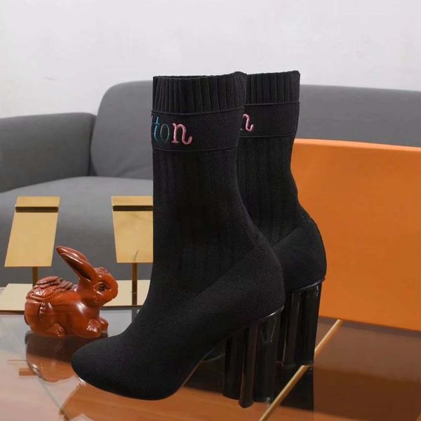 

fashion designer women boots star trail lace-up ankle boots with heavy-duty soles leisure lady boots by bag07 lwx2016, Black;grey