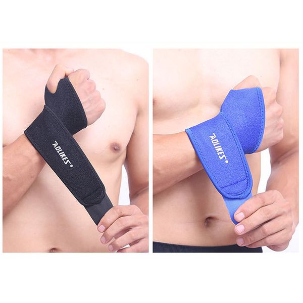 

1pcs crossfit sport thumb hole twining wrist wraps support weightlifting gym fitness crossing-training tennis wristband, Black;red