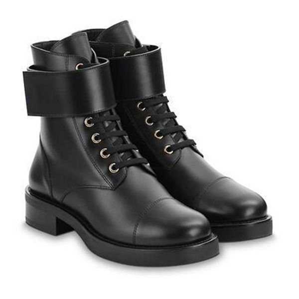 

2020 personality autumn and winter european and american fashion leather martin boots foreign style round head short female knight boots, Black