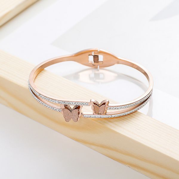 

fashionable ladies trend simple and popular titanium steel mesh red female hand jewelry hollow out faded net red ins tide also s, Black