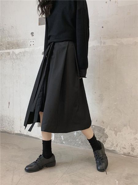 

2020 spring and autumn new youth popular pure color niche asymmetric design fashion casual loose skirt black