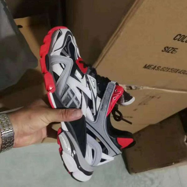 track triple s