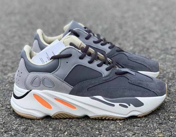 

2019 runner sneakers running shoes magnet fv9922