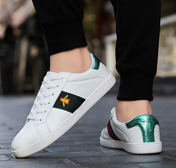 

2019 men women sneaker casual shoes luxury snake designer low leather ace bee red and green stripes shoe walking sports shoes, Black