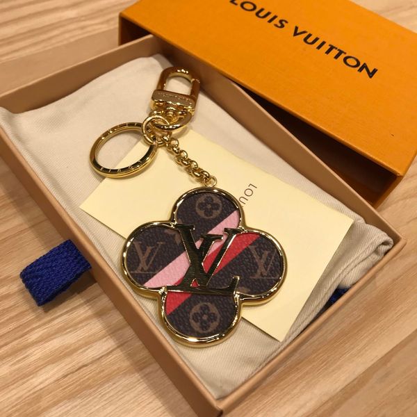 

designer fashion accessories sun flower bag and keychain pig car key accessories calfskin making piglet zodiac theme series mp1994, Silver