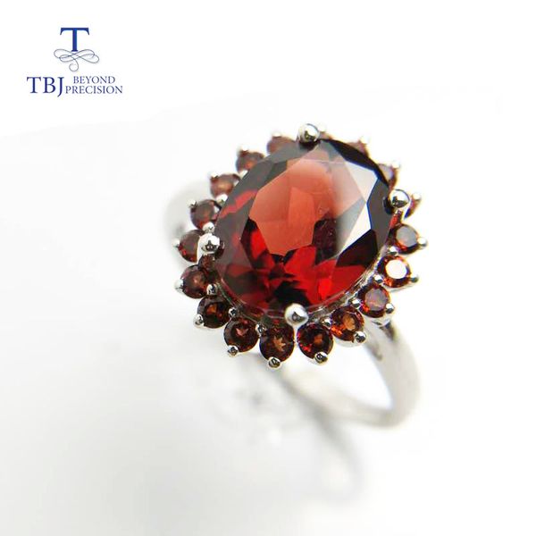 

tbj,natural 3ct garnet oval cut8*10mm gemstone ring with natural garnet side stone in 925 sterling semi-precious gemstone ring, Golden;silver