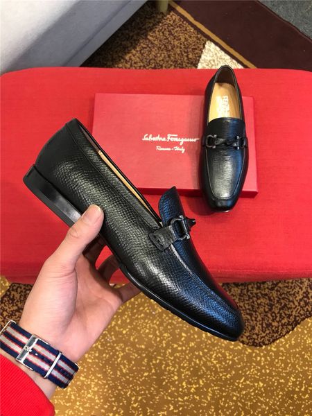 

19ss 2019 new лоскутная oxfords итальянский мужчины brogue свадьба скольжения кожаный формальное партии обуви мужчин роскошное платье обувь, Black