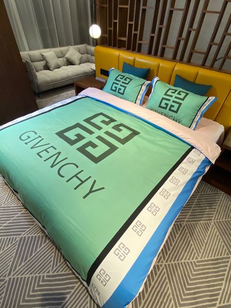 

2020 luxury bedding sets g v designer duvet cover set cotton designer bed sheets  size green designer bedding