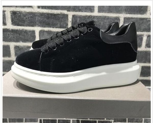 

lux platform designer shoes reflective triple black velvet white golden mens womens casual sneakers party dress fashion leather shoes