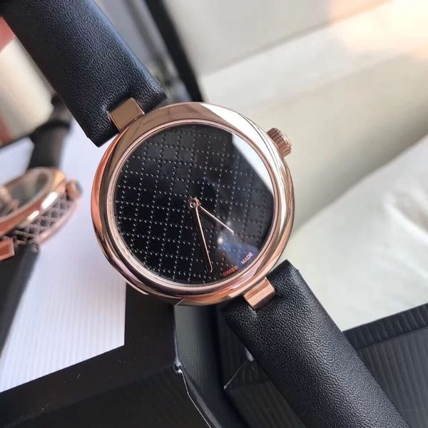 

small and exquisite watch, large 32mm and small 27mm diameter, Slivery;brown