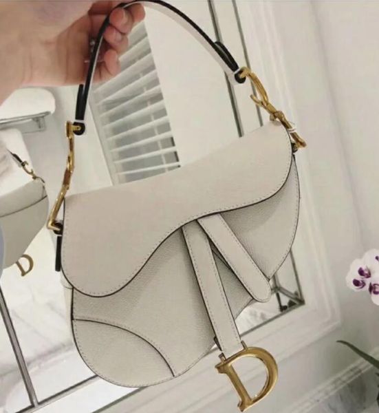 

2019 new fa hion handbag hopping bag d word cla ic addle bag ca ual me enger bag a variety of color option, Black;red